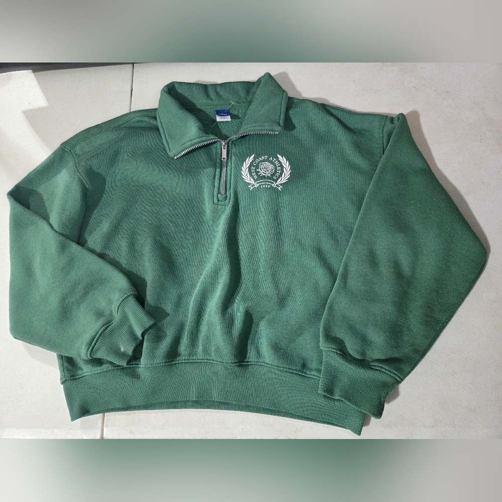 Green Quarter-Zip Pullover Sweatshirt - Classic Casual